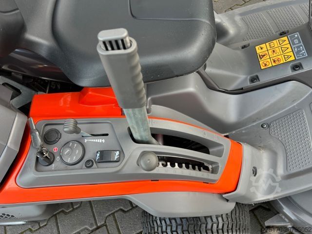 Kosiarka Husquarna RC 320Ts AWD / Rasenmäher / nur 7,6h !