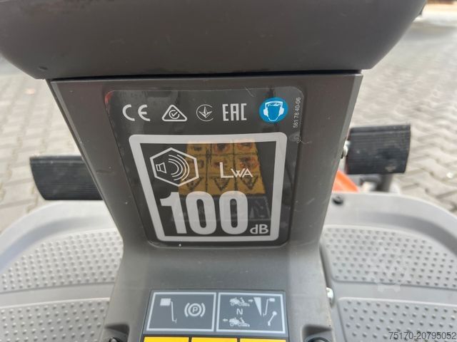 เครื่องตัดหญ้า  Husquarna RC 320Ts AWD / Rasenmäher / nur 7,6h !