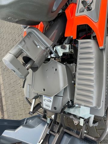 เครื่องตัดหญ้า  Husquarna RC 320Ts AWD / Rasenmäher / nur 7,6h !