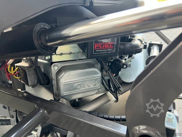 เครื่องตัดหญ้า  Husquarna RC 320Ts AWD / Rasenmäher / nur 7,6h !