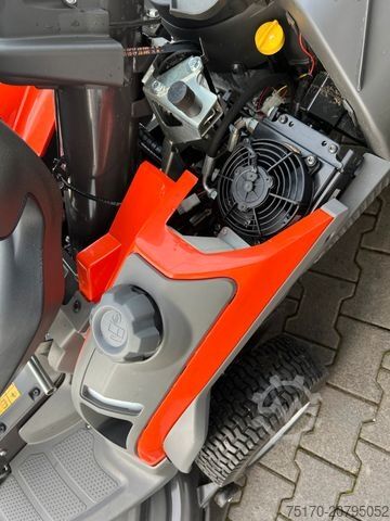 เครื่องตัดหญ้า  Husquarna RC 320Ts AWD / Rasenmäher / nur 7,6h !