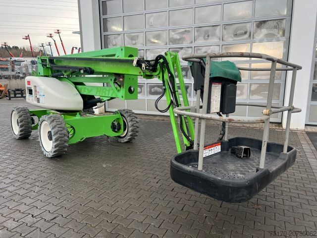 แพลตฟอร์มทำงาน NIFTYLIFT HR17D 4X4 / 1.636h / 17m Arbeithöhe