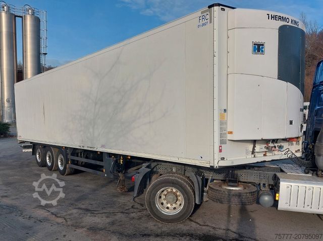 รถพ่วงกึ่งตู้เย็น SCHMITZ CARGOBULL SKO24/L-13.4 FP 60- THERMO KING-Rohrbahnen