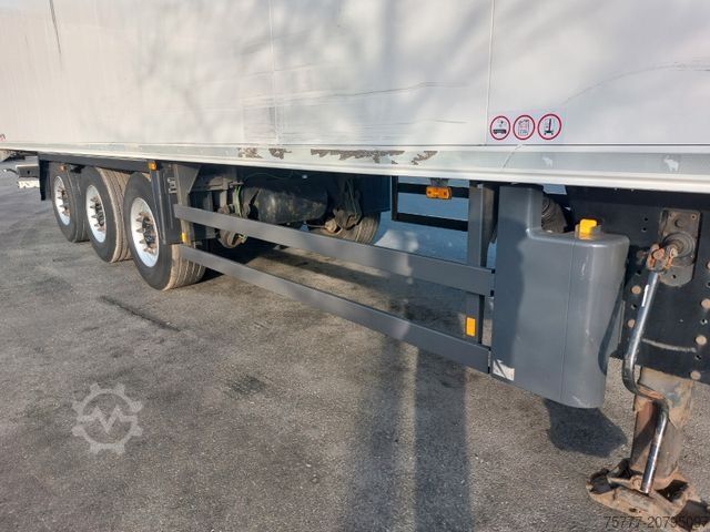 รถพ่วงกึ่งตู้เย็น SCHMITZ CARGOBULL SKO24/L-13.4 FP 60- THERMO KING-Rohrbahnen