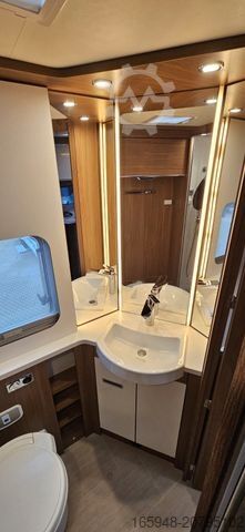 แคมเปอร์กึ่งบูรณาการ BÜRSTNER T640 IXEO | , Solar,Lithium,Markise,RFK