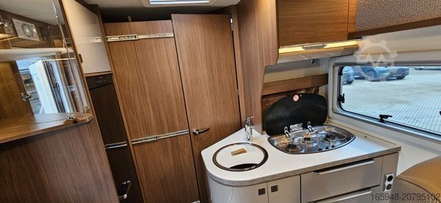 แคมเปอร์กึ่งบูรณาการ BÜRSTNER T640 IXEO | , Solar,Lithium,Markise,RFK