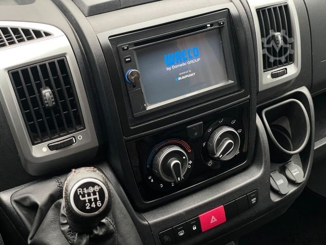 แคมเปอร์กึ่งบูรณาการ BÜRSTNER T640 IXEO | , Solar,Lithium,Markise,RFK