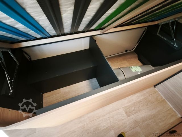 Poluintegrirani kamper HOBBY Optima De Luxe T70 E Temp/GFK-Boden-Dach/Markise