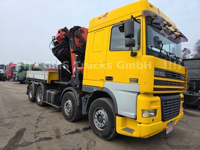 Standard trækkerunit DAF 95XF / 8X4 / 35m Palfinger Kran PK 90002 / Winch