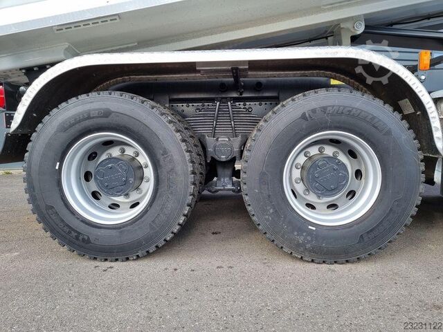 Camion benne Iveco T-WAY 450 BENNE RONDE / INTARDER