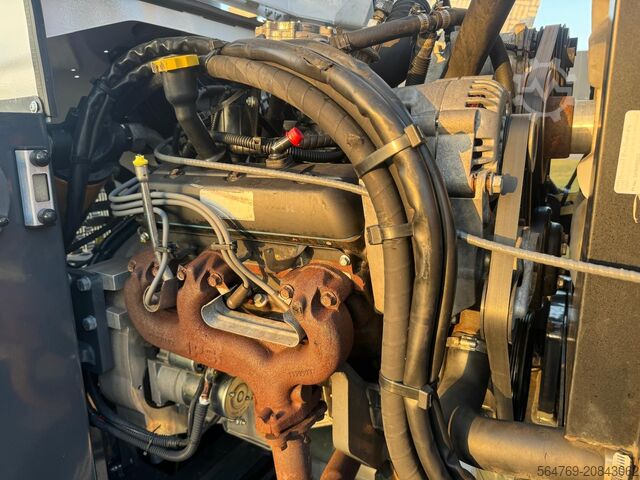 מלגזה ארבע-כיוונית Combilift C6000/Wide positioner/ Only 3157 hours !