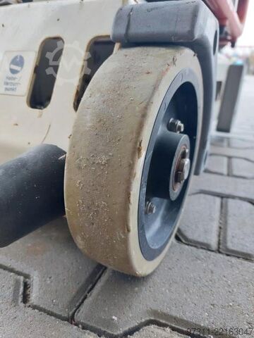 उठाना Power TOWERS PECOLIFT