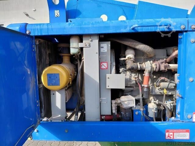 Platform teleskopik Aichi SR21A