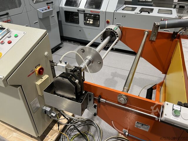 Mesin pemotong kertas Robust 800 Roll-to-Sheet Slitter