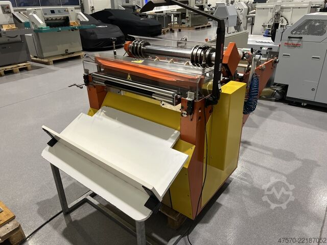Mesin pemotong kertas Robust 800 Roll-to-Sheet Slitter
