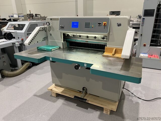 เครื่องตัดกระดาษ Perfecta 76 UC Paper Cutting Guillotine