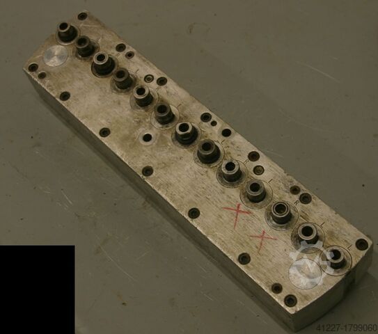 Багатошпиндельна головка на 13 свердел Nottmeyer 32 Lochabstand