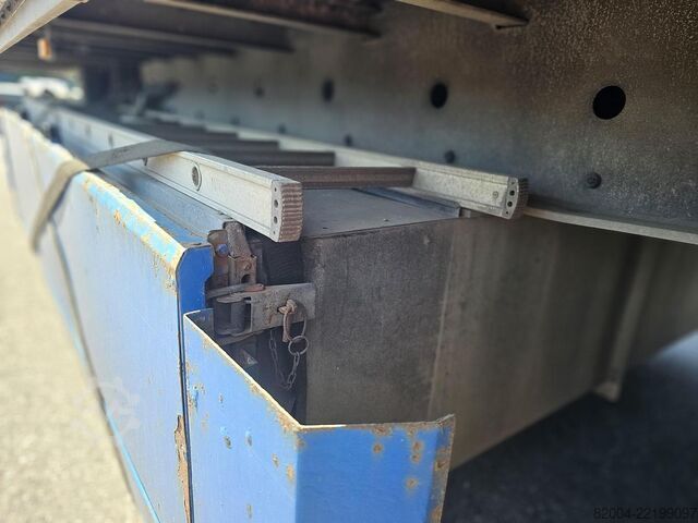 Užuolaidų pusės VAN HOOL A3C002 / ALU RIMS / PALLET BOX / GALVANIZED STE...