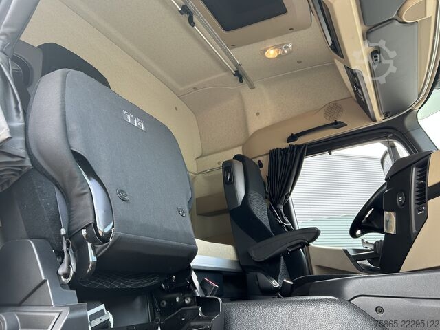  Mercedes-Benz Actros 1840 LS Streamspace / 482 dkm / Full Spo...