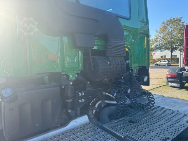 Standard trekkvogn DAF CF 530 4x2 PXP Allradantrieb Intarder