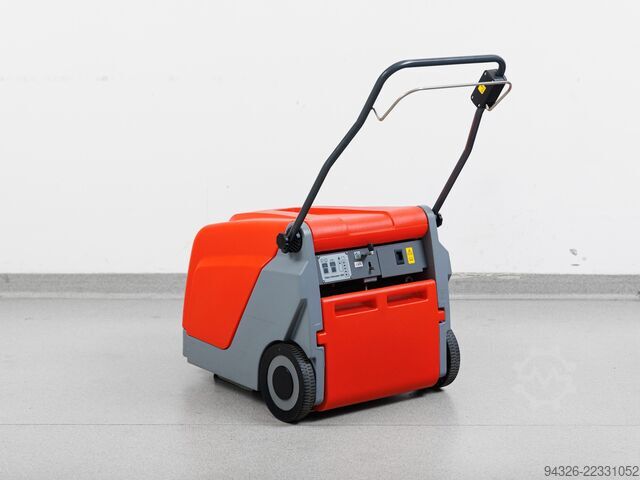 হাকো হামস্টার 500 E নতুন ব্যাটারিসহ Hako Hamster 500 E - NEW BATTERIES - 2400m²/h