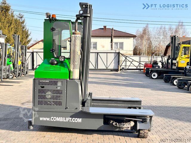 Empilhador de 4 vias Combilift C3000 / DUPLEX / 4100MM / LPG / FREE LIF