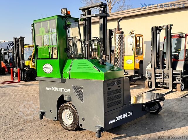 Empilhador de 4 vias Combilift C3000 / DUPLEX / 4100MM / LPG / FREE LIF