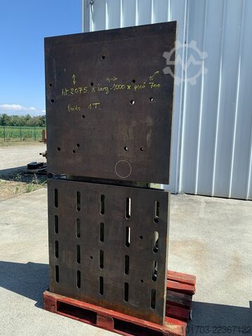 Par de placas angulares em ferro fundido Paire d'équerres en fonte 2075 x 1000 x 700 mm