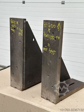 Par de placas angulares de aço Paire d'équerres en acier 600 x 445 x 150 mm