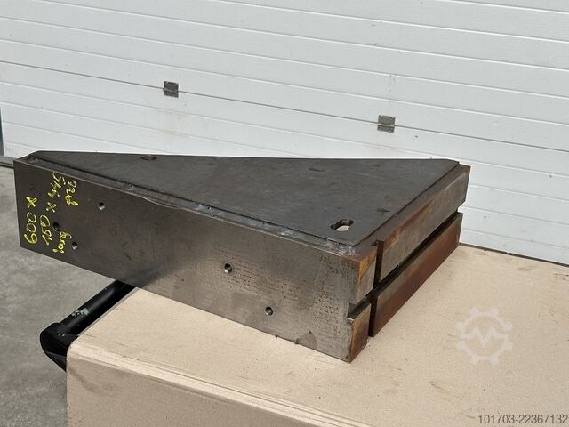Par de placas angulares de aço Paire d'équerres en acier 600 x 445 x 150 mm