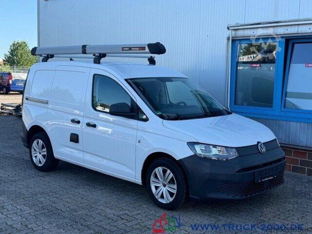 Panel van Volkswagen Caddy Cargo 2.0 TDI Klima Navi Rohrbox NUR 70TKM