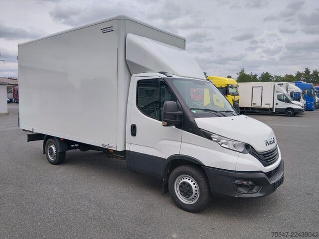 Transporter mit Koffer Iveco Daily 35 S 14 H Rückfahrkamera