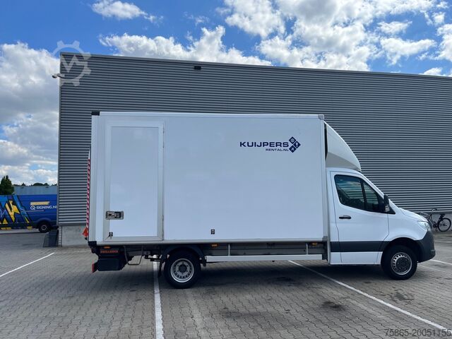 Kovček Mercedes-Benz Sprinter 515 1.9 CDI / Box 4.4 mtr / Laadklep /...