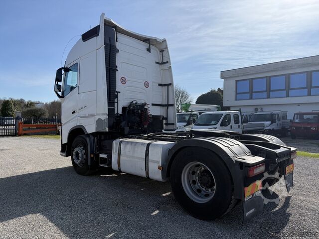 יחידת גרר סטנדרטית Volvo FH13.500 Globetrotter Kipphydraulik 4x2