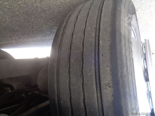 รถบรรทุกเครื่องดื่ม MERCEDES-BENZ Actros 2542 L 7,3 M Schwenkwand LBW Heizung