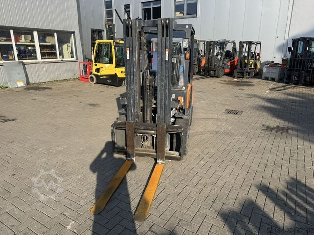 รถยกแอลพีจี Doosan G30GP
