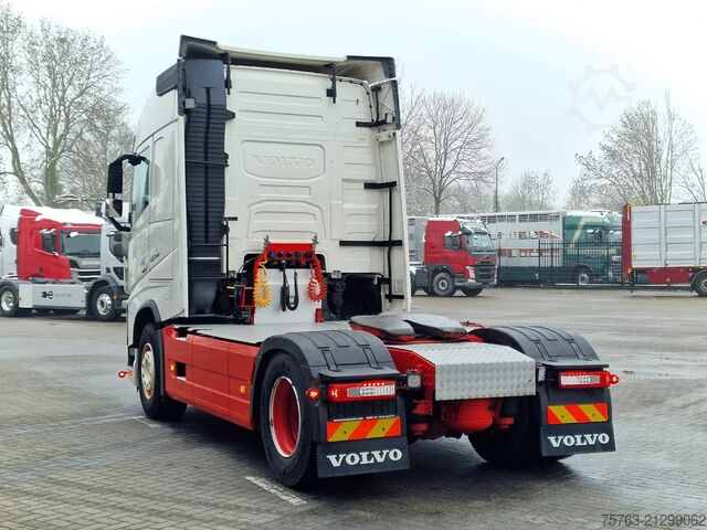 SZM tiêu chuẩn Volvo FH 13.460 Globetrotter 4x2 - I Save - Custom in...