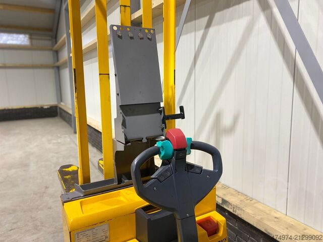 Empilhador manual Jungheinrich EJE C20