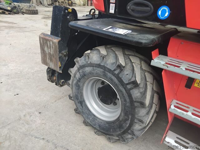Manipulador telescópico rotativo Manitou MRT2145 400 115 D