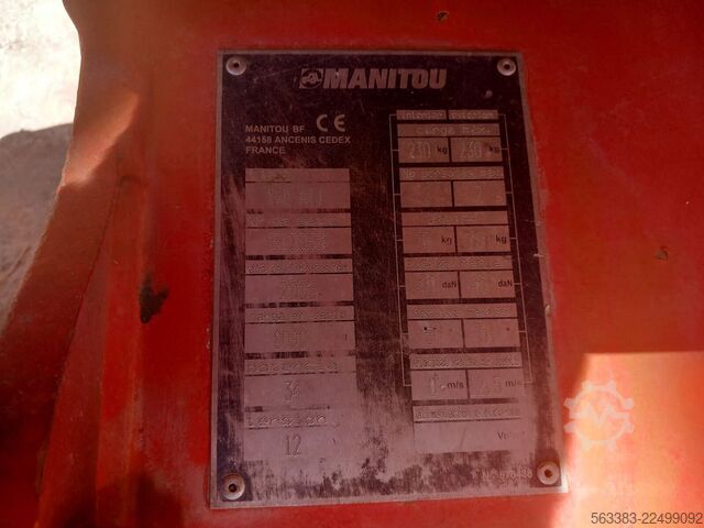 Plataforma elevadora de brazo articulado Manitou 180ATJ
