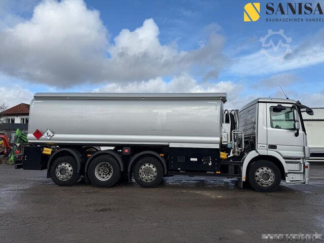 Kamion-cisterna Mercedes-Benz Actros 3241/Esterer/8x2/Disel+Benzin/ADR
