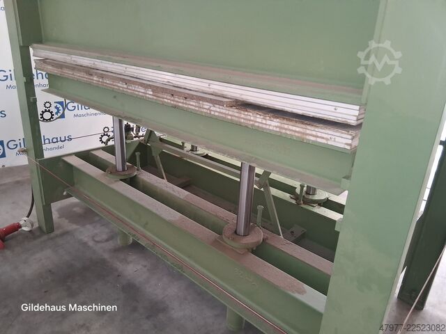 Presse à placage BÜRKLE U 60