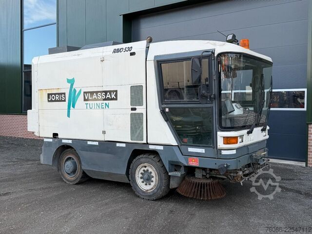 Cestna čistilnica Ravo 530 NL machine!