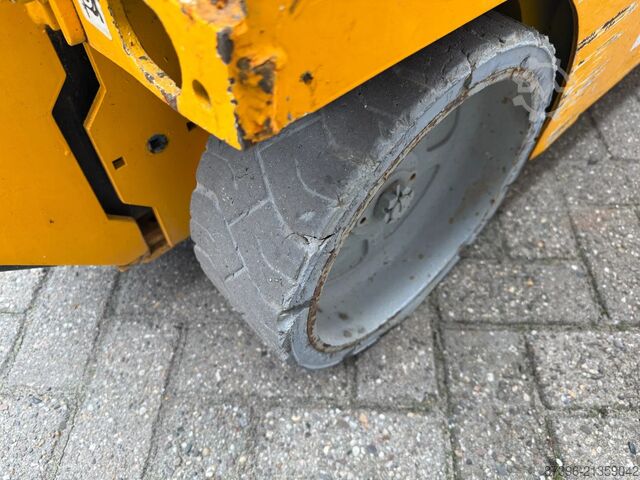 Škarjasto dvigalo Genie GS2032 Hoogwerker Schaarhoogwerker