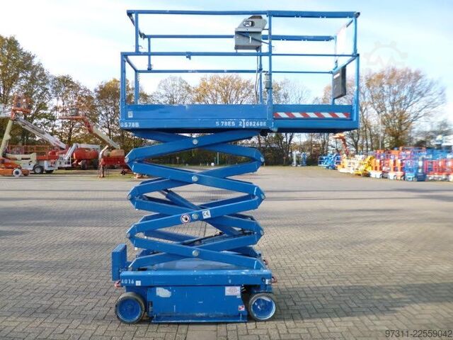 škarasta dizalica SkyJack SJIII 3219