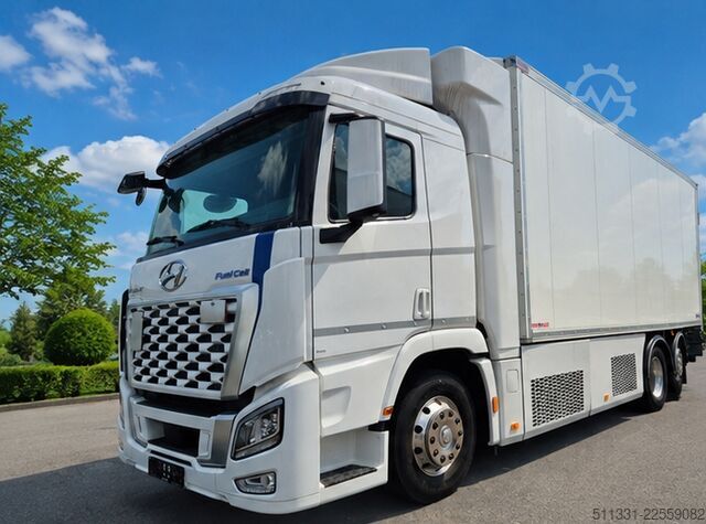Vrachtwagen met bakwagen HYUNDAI  XCIENT FUEL CELL 6x 2QZHZ – 6x2