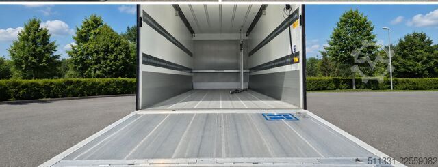 Vrachtwagen met bakwagen HYUNDAI  XCIENT FUEL CELL 6x 2QZHZ – 6x2