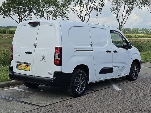Універсал з високим дахом PEUGEOT PARTNER 1.5