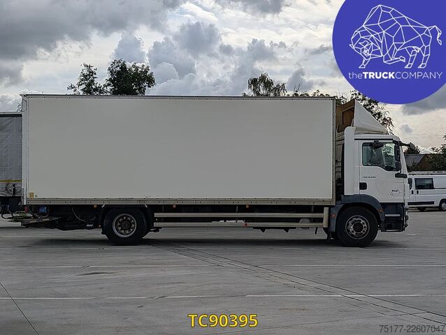 กระเป๋าเดินทาง MAN TGM 290