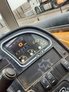 Teleskopický manipulátor JCB 540-140